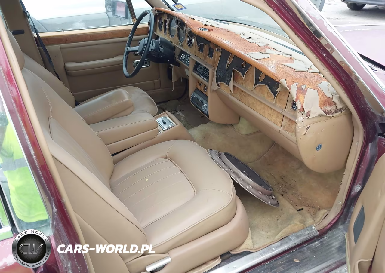 1986 Rolls-Royce Silver Spur VIN:SCAZN42A4GCX16048 - 5