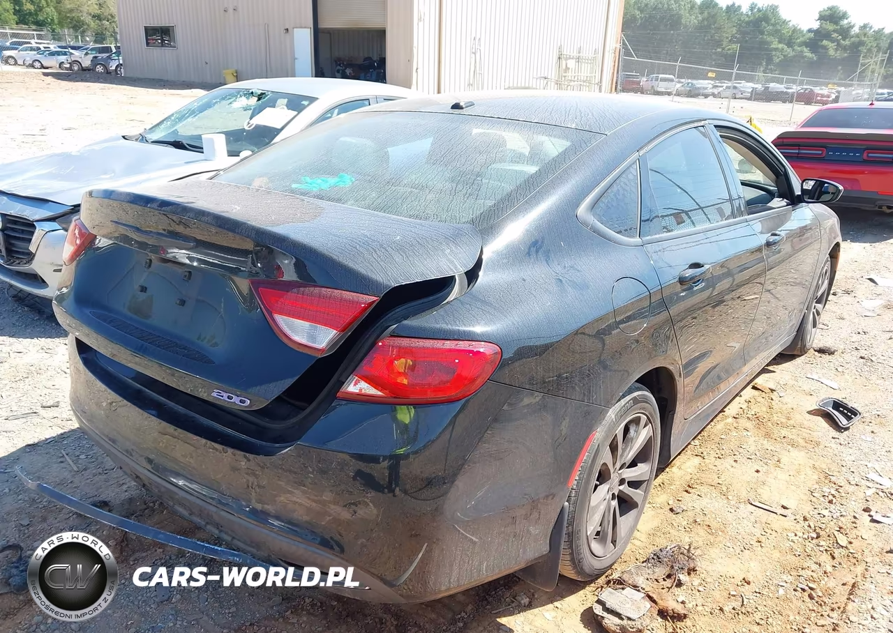 2016 Chrysler 200 Limited VIN:1C3CCCAB5GN137927 - 4