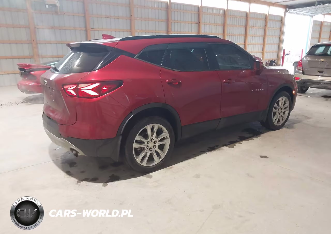2019 Chevrolet Blazer VIN:3GNKBHRS8KS610107 - 4