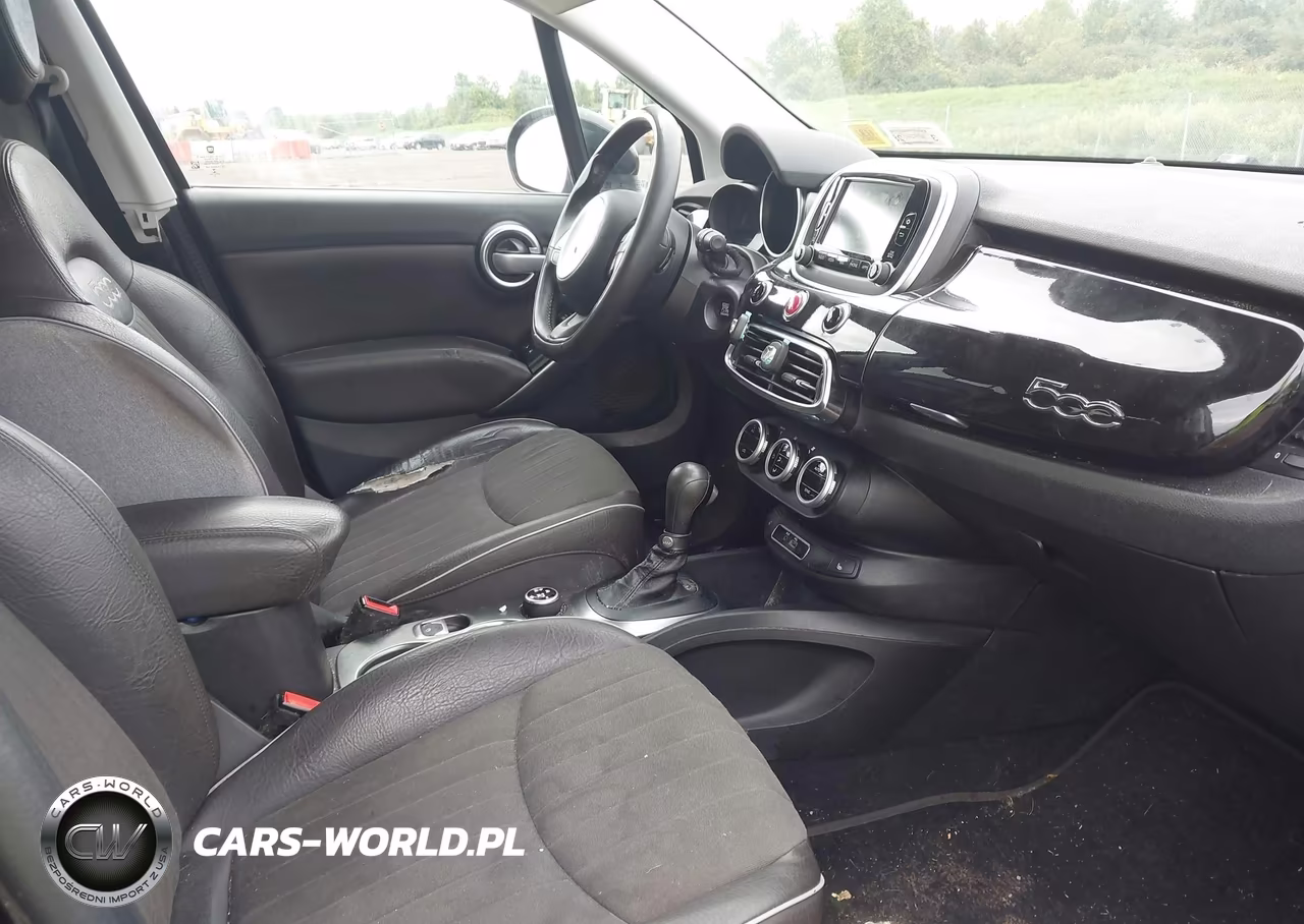 2016 Fiat 500X Lounge VIN:ZFBCFYDT6GP395501 - 5