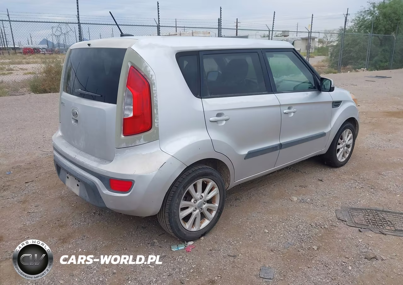 2013 Kia Soul + VIN:KNDJT2A69D7504229 - 4
