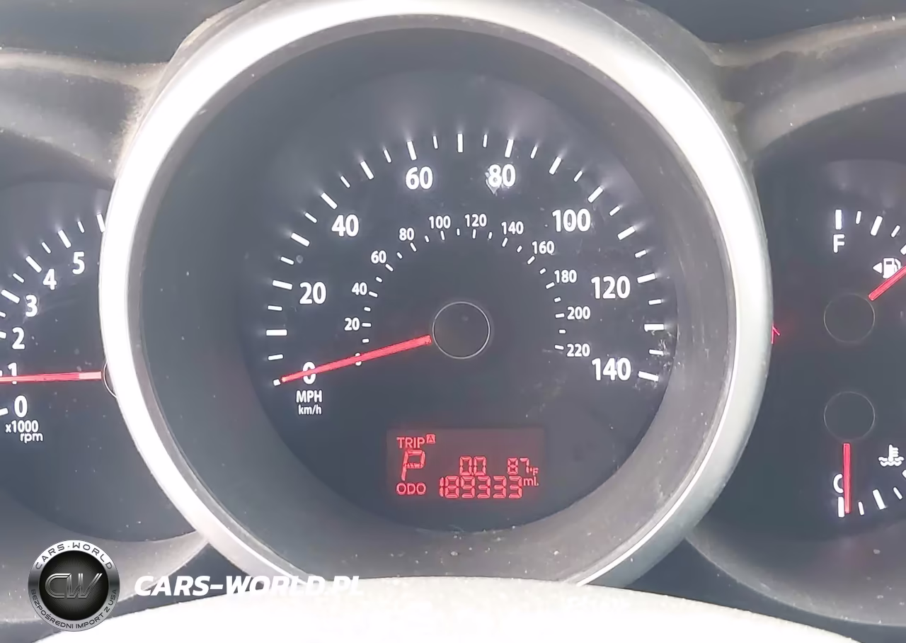 2013 Kia Soul + VIN:KNDJT2A69D7504229 - 7