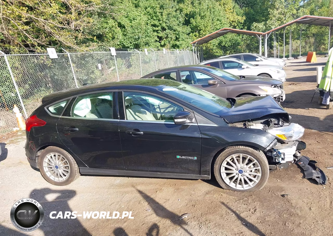 2015 Ford Focus Electric VIN:1FADP3R49FL292345 - 13