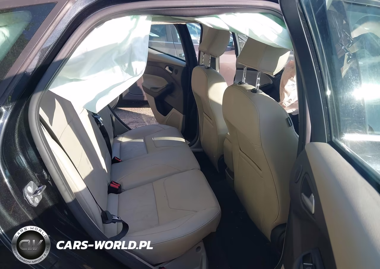 2015 Ford Focus Electric VIN:1FADP3R49FL292345 - 8
