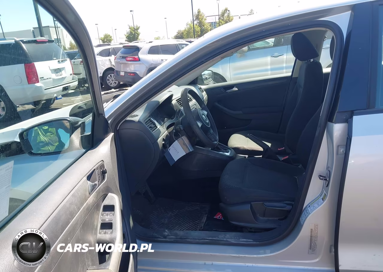 2012 Volkswagen Jetta 2.0L S VIN:3VW2K7AJ8CM308681 - 5