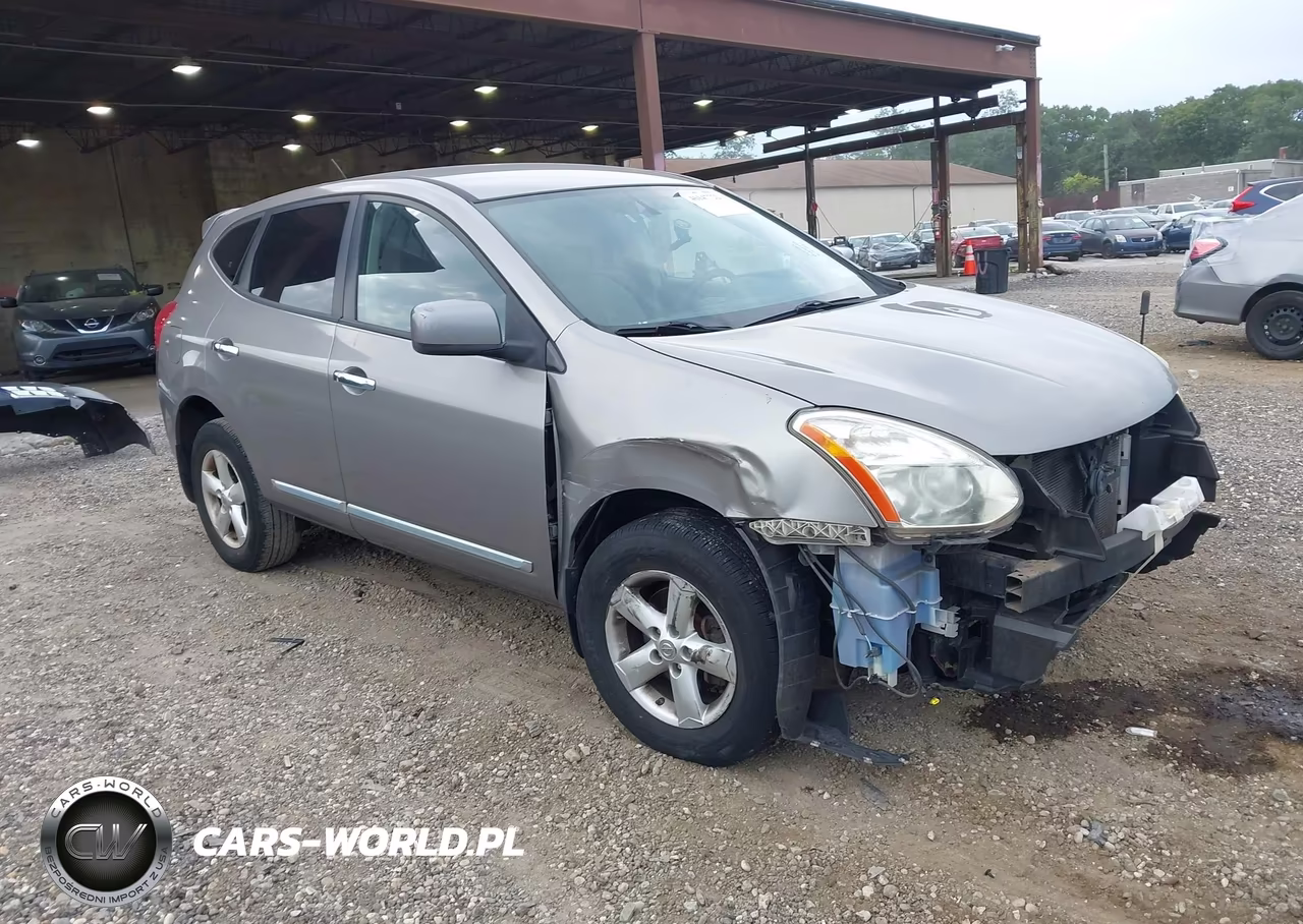 2013 Nissan Rogue S – zdjęcie 1 z 17