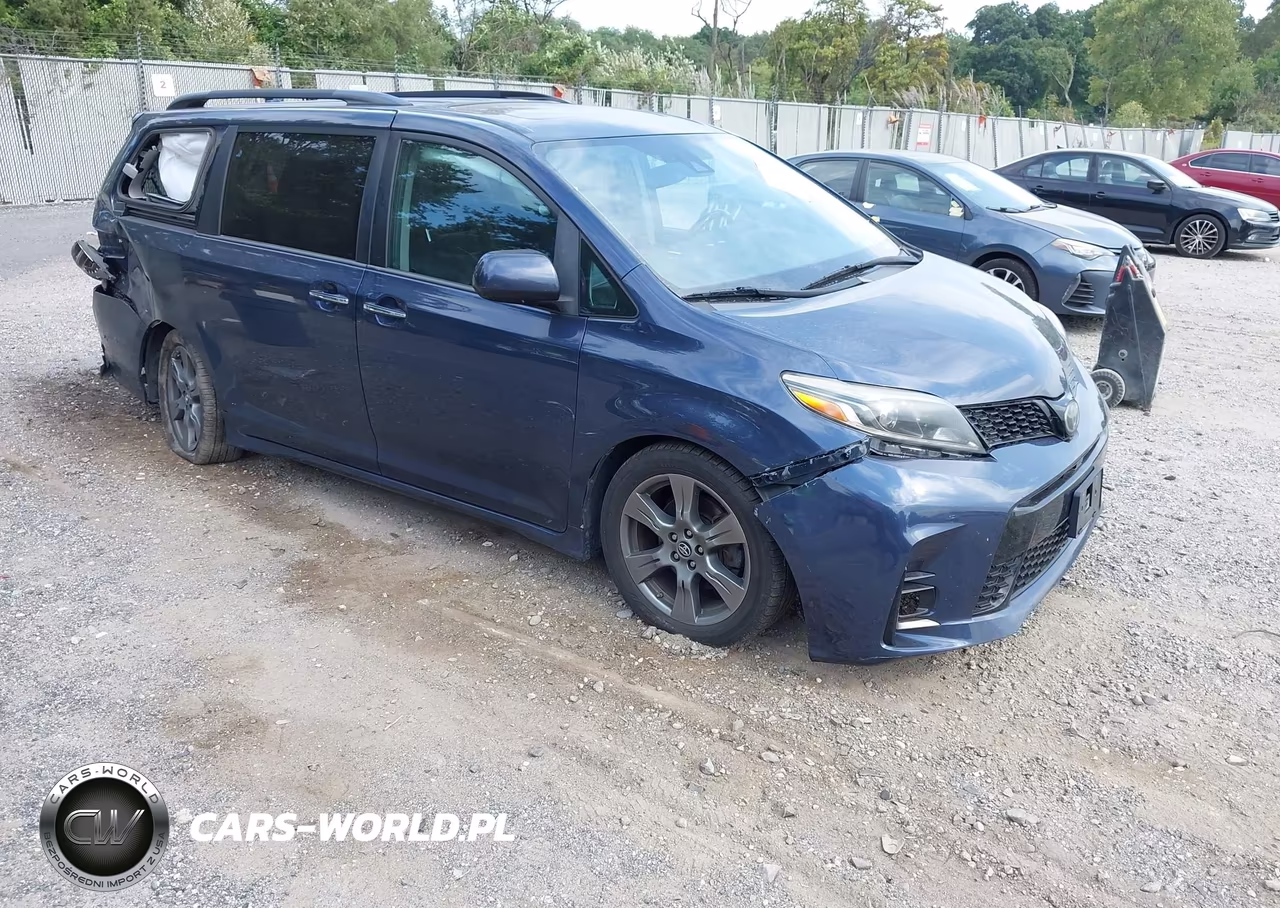 2019 Toyota Sienna Se Premium 8 Passenger