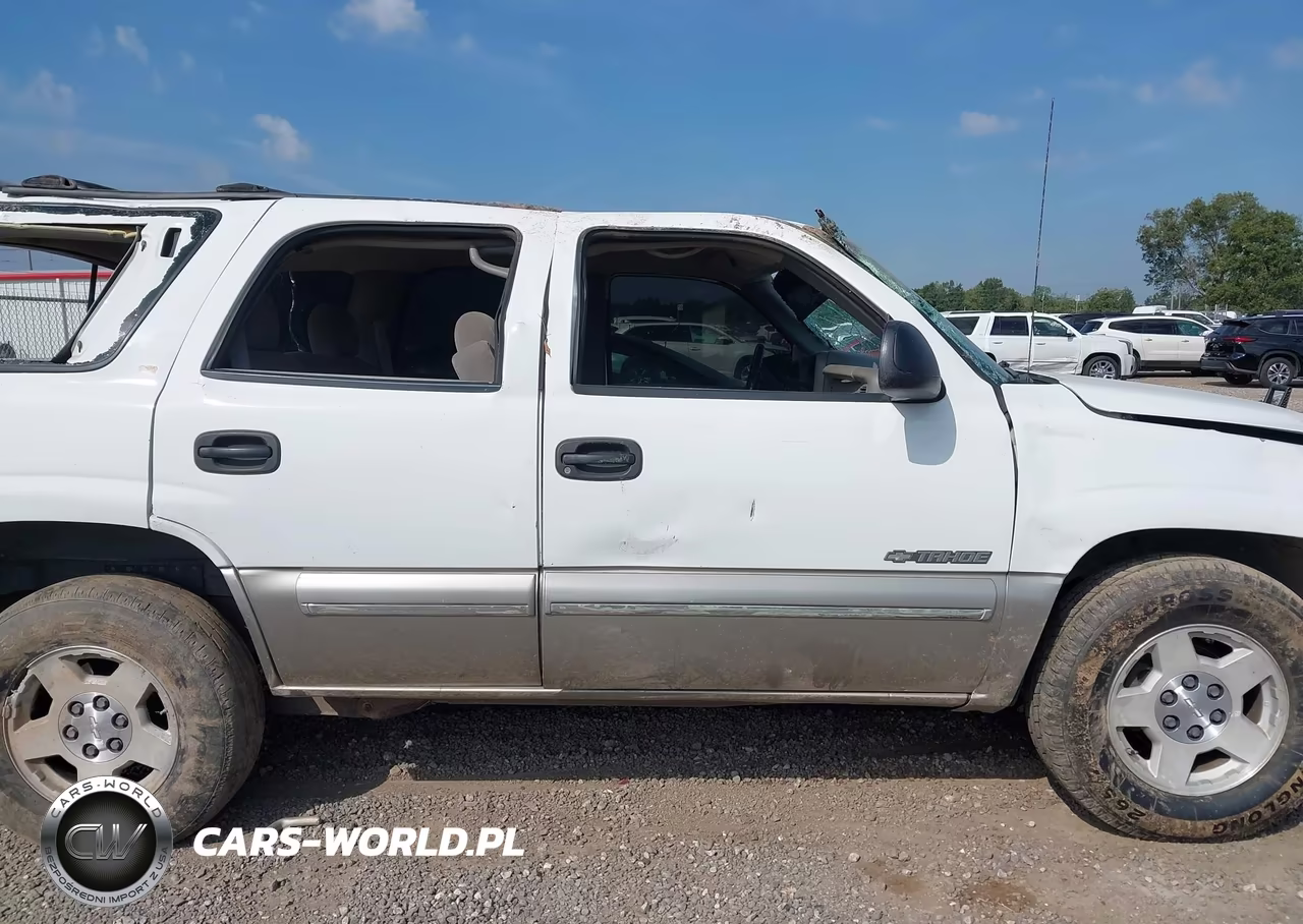 2000 Chevrolet Tahoe All New Ls VIN:1GNEC13TXYJ112634 - 14