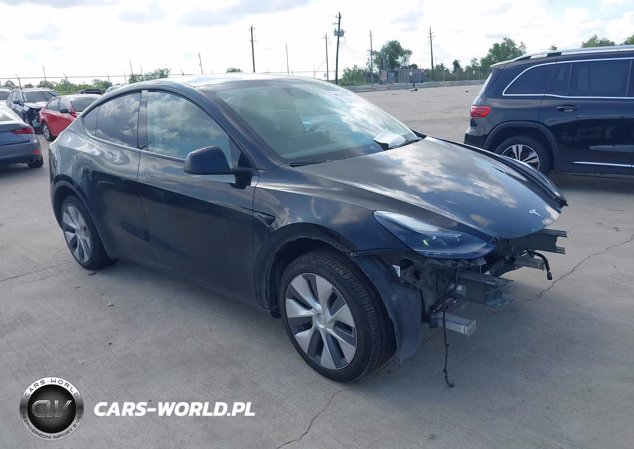 2024 Tesla Model Y Long Range Dual Motor All-Wheel Drive – zdjęcie 1 z 17