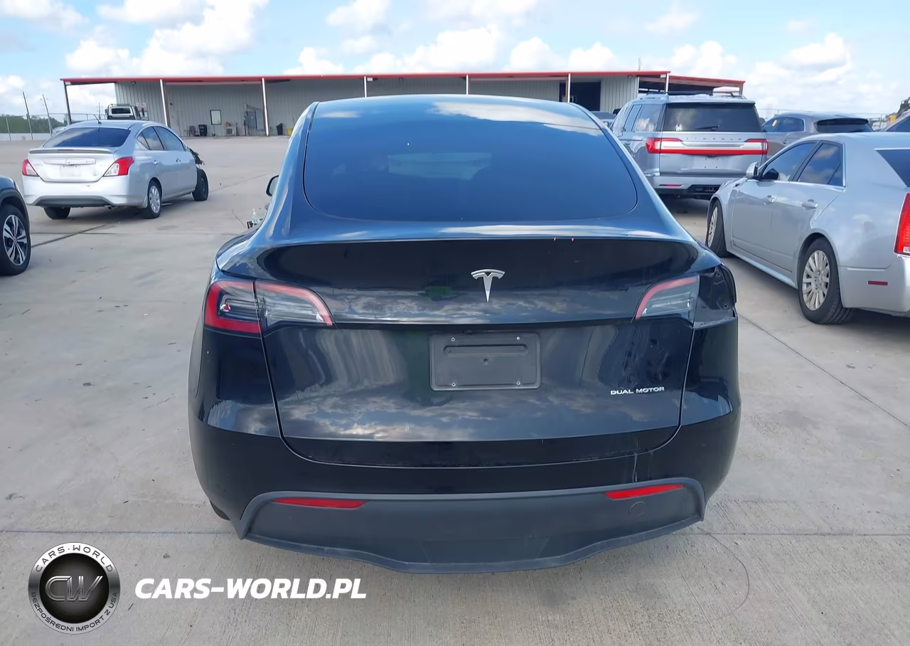 2024 Tesla Model Y Long Range Dual Motor All-Wheel Drive VIN:7SAYGDEE1RA253823 - 15