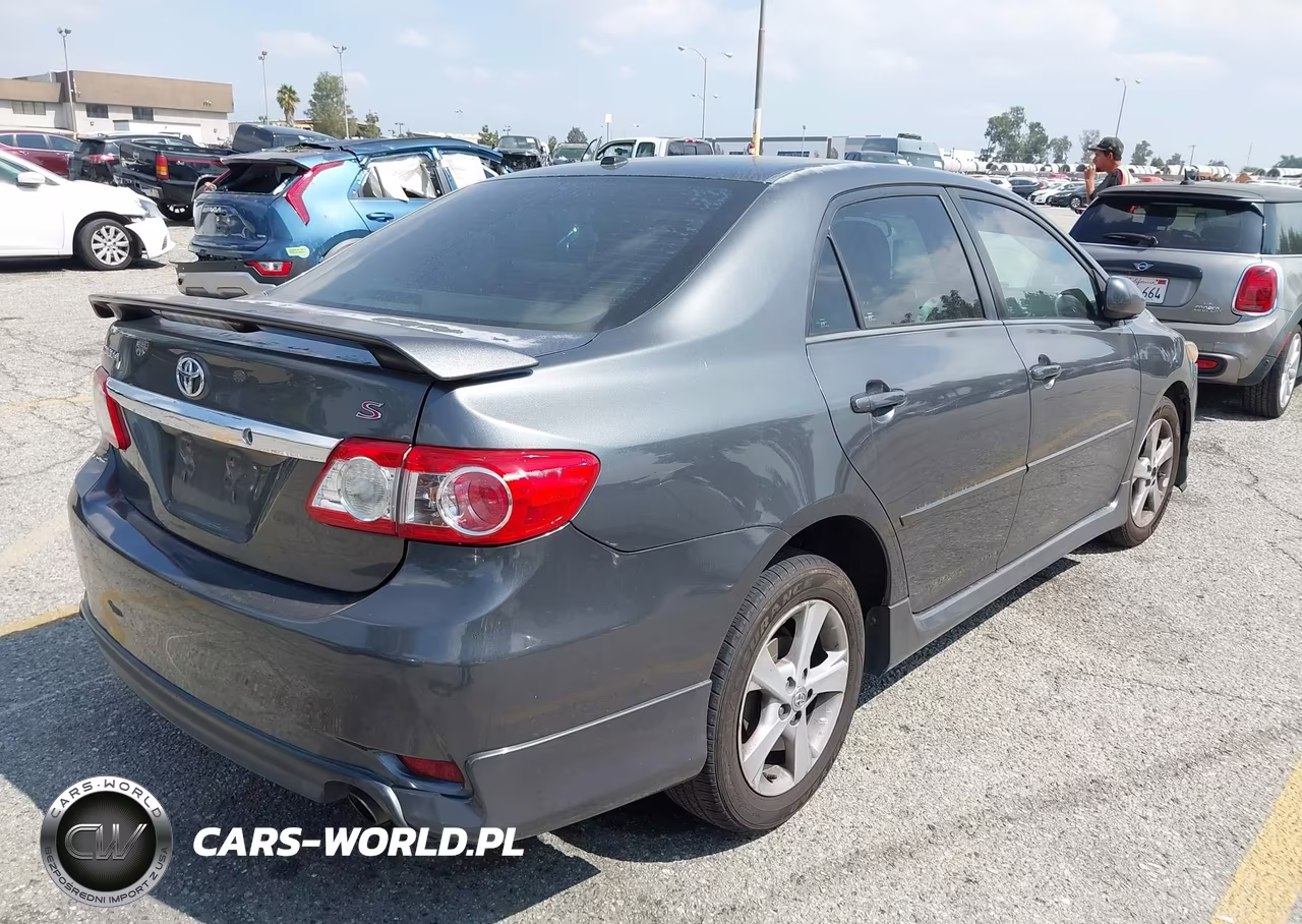 2012 Toyota Corolla S VIN:2T1BU4EE5CC829505 - 4