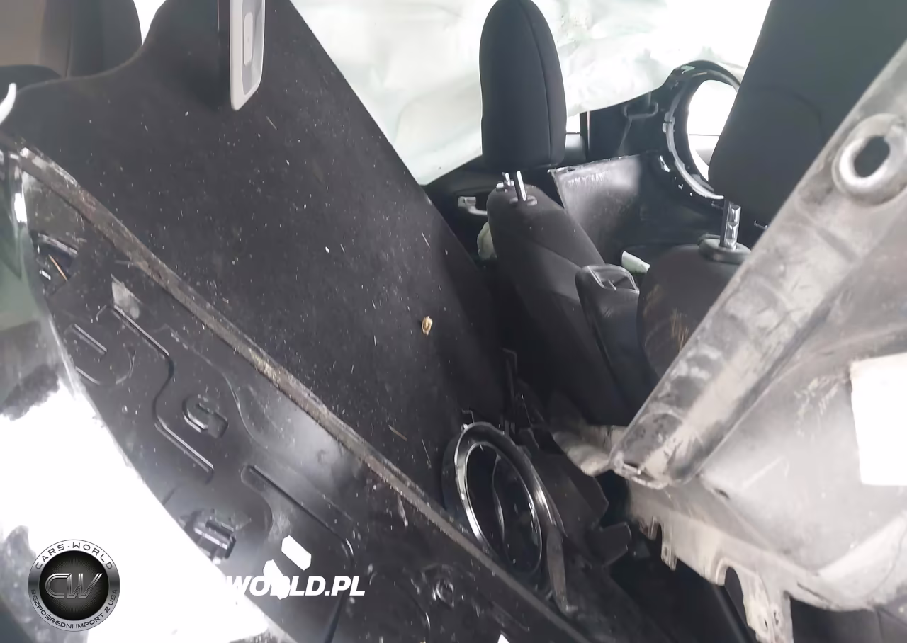 2019 Jeep Renegade Altitude 4X4 VIN:ZACNJBBB8KPJ87849 - 8