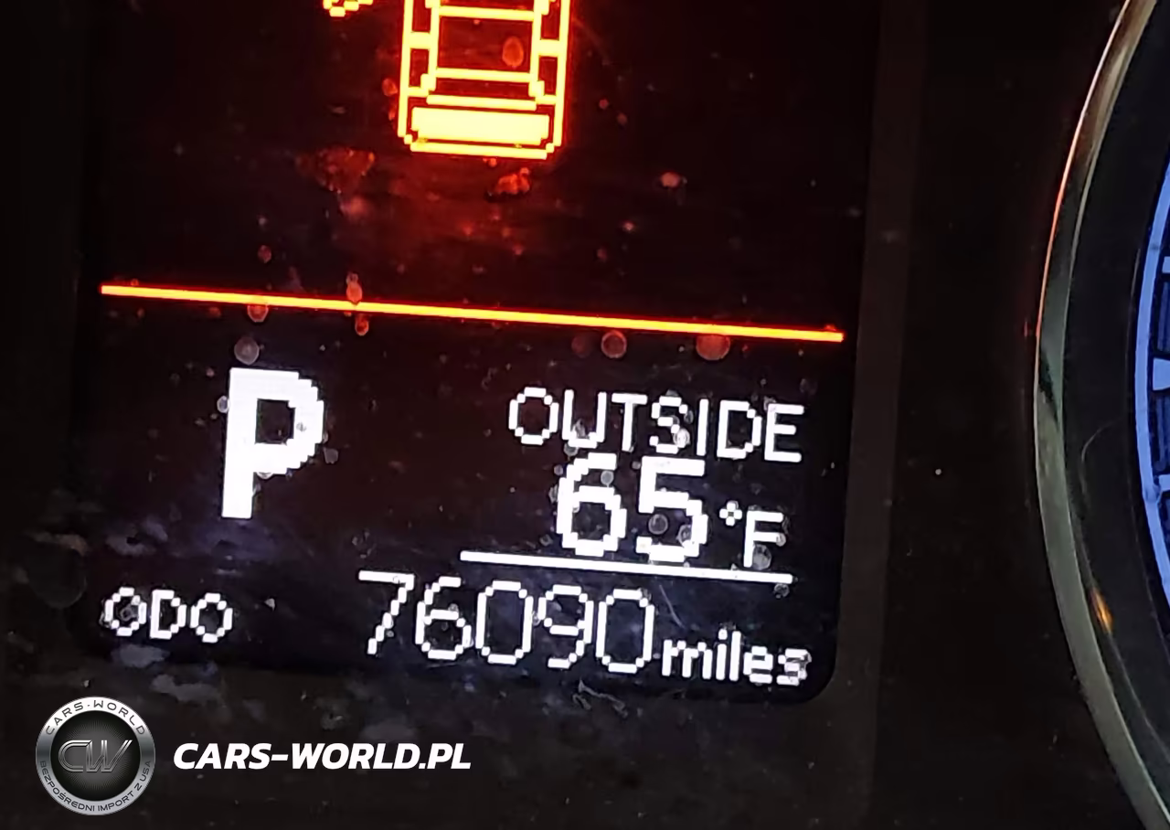 2018 Toyota Corolla Le VIN:5YFBURHE3JP846907 - 15
