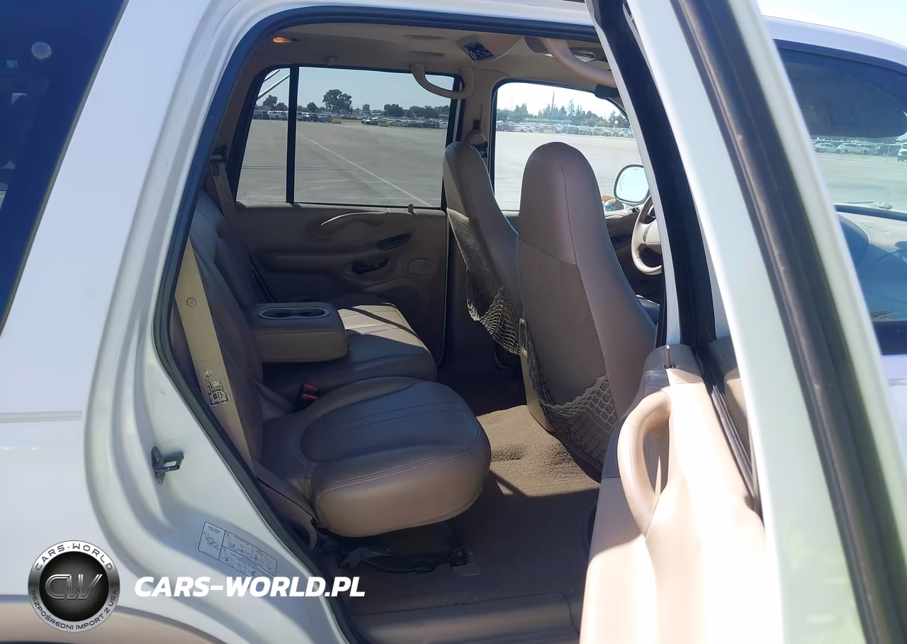 1999 Ford Expedition Eddie Bauer-Xlt VIN:1FMPU18L1XLB86613 - 8
