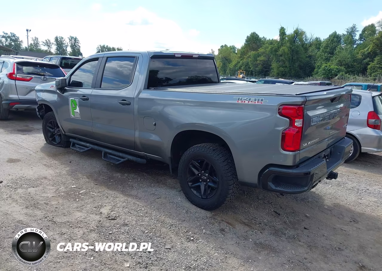 2021 Chevrolet Silverado 1500 Custom Trail Boss VIN:1GCPYCEF2MZ239475 - 3