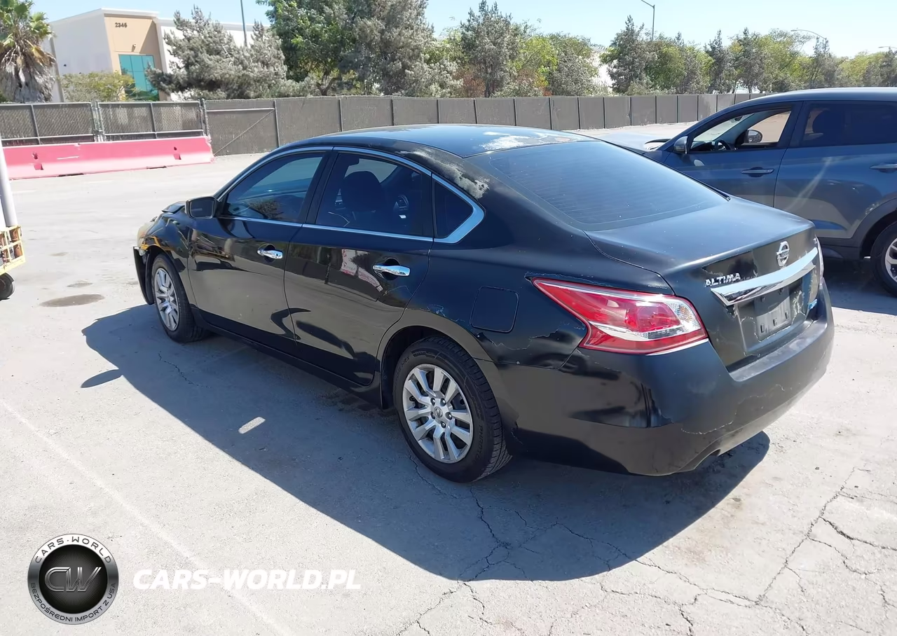 2013 Nissan Altima 2.5 S VIN:1N4AL3AP9DC143600 - 3