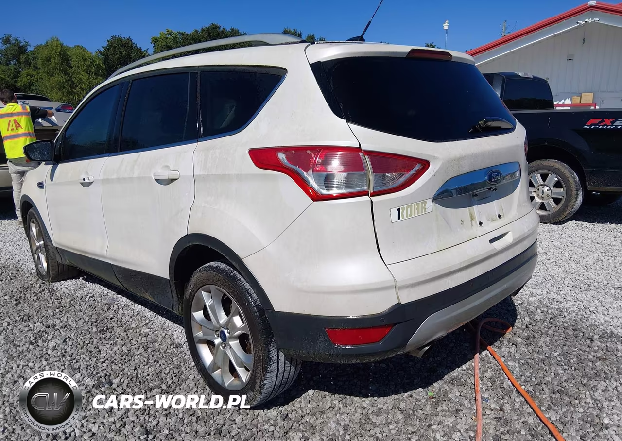 2015 Ford Escape Titanium VIN:1FMCU0J98FUC35225 - 3