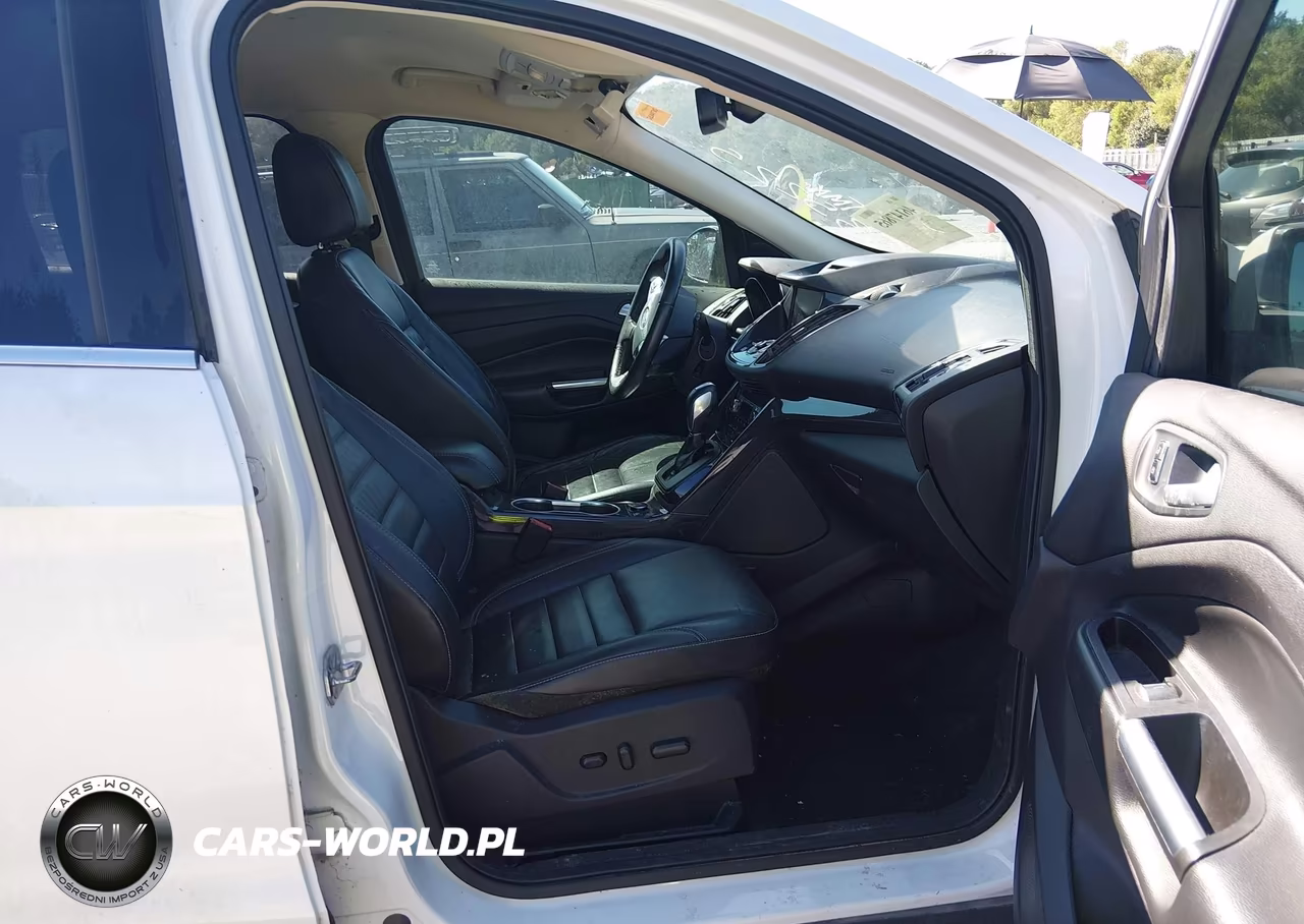 2015 Ford Escape Titanium VIN:1FMCU0J98FUC35225 - 5