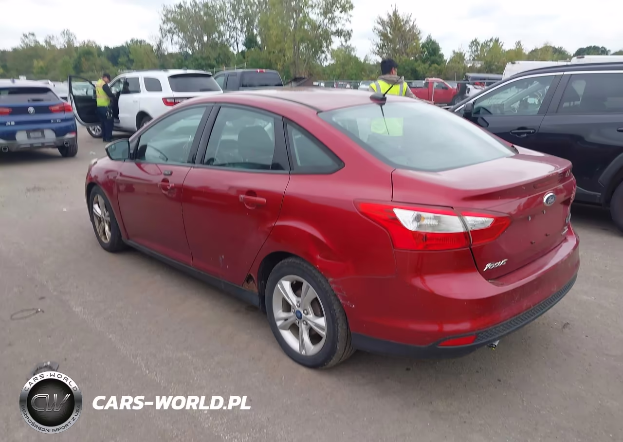 2014 Ford Focus Se VIN:1FADP3F25EL128317 - 3