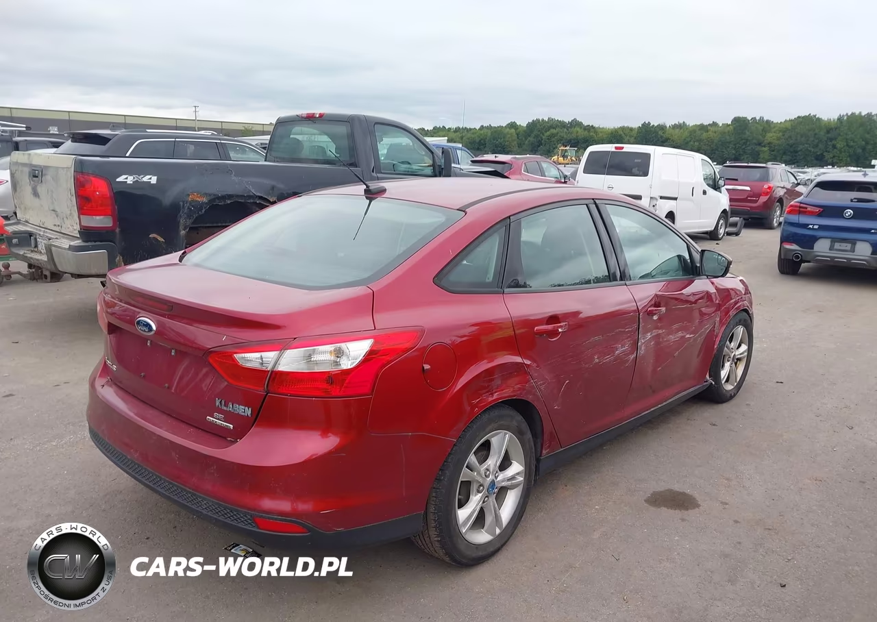 2014 Ford Focus Se VIN:1FADP3F25EL128317 - 4