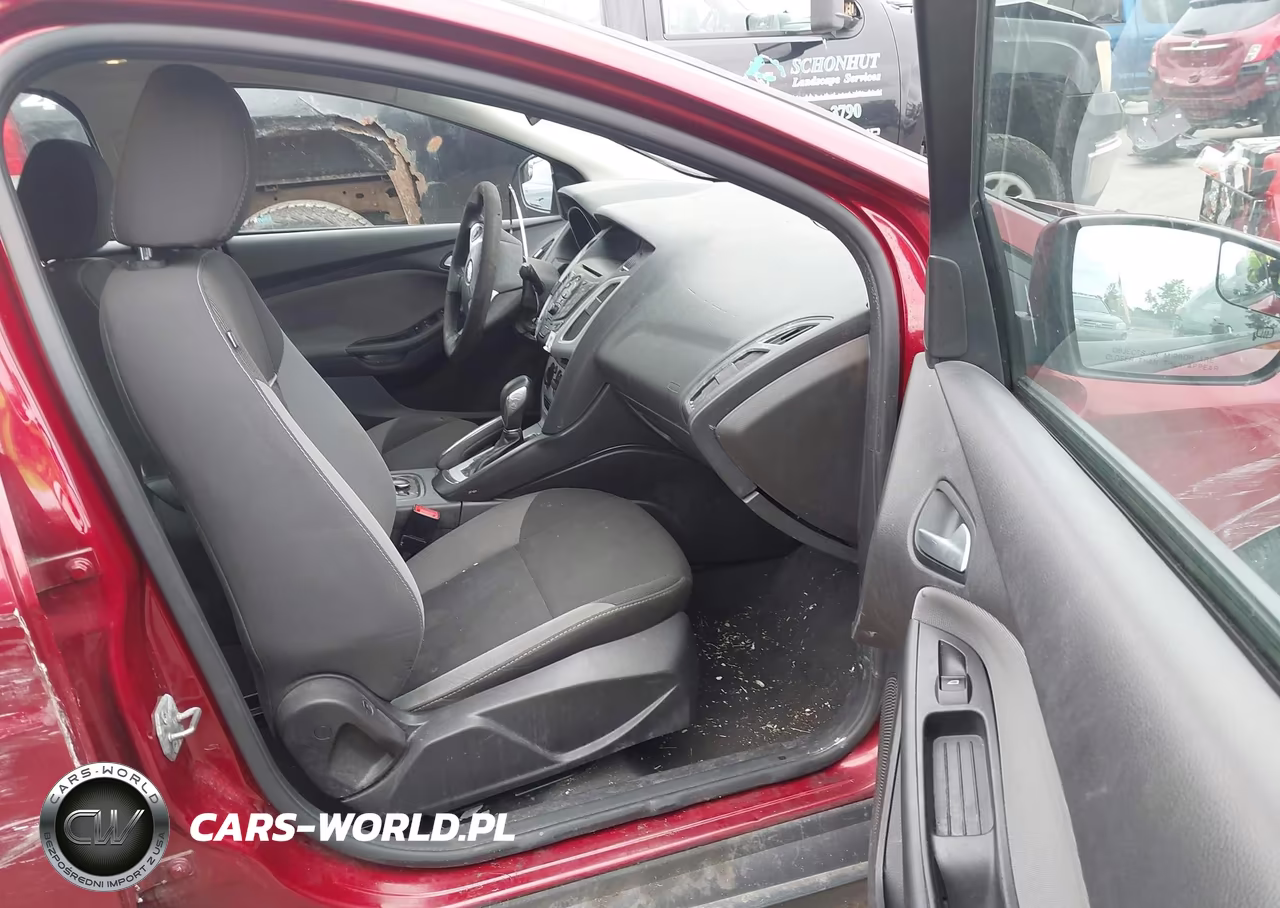 2014 Ford Focus Se VIN:1FADP3F25EL128317 - 5