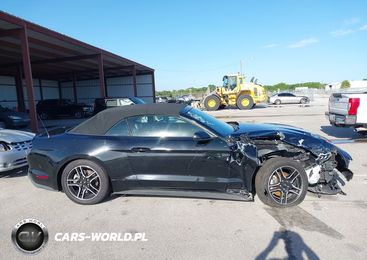 2022 Ford Mustang Ecoboost Premium VIN:1FATP8UH7N5104041 - 13