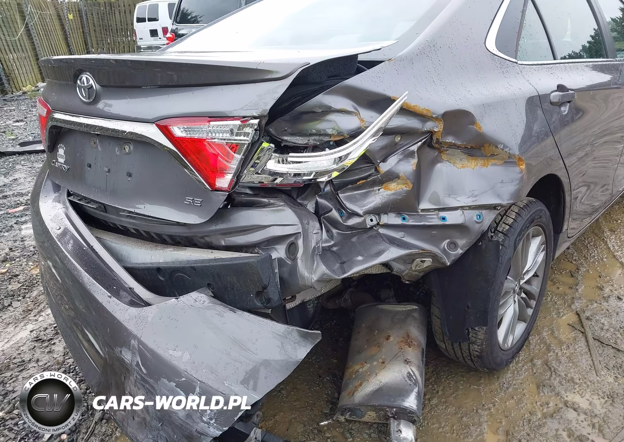 2015 Toyota Camry Se VIN:4T1BF1FK4FU091695 - 6