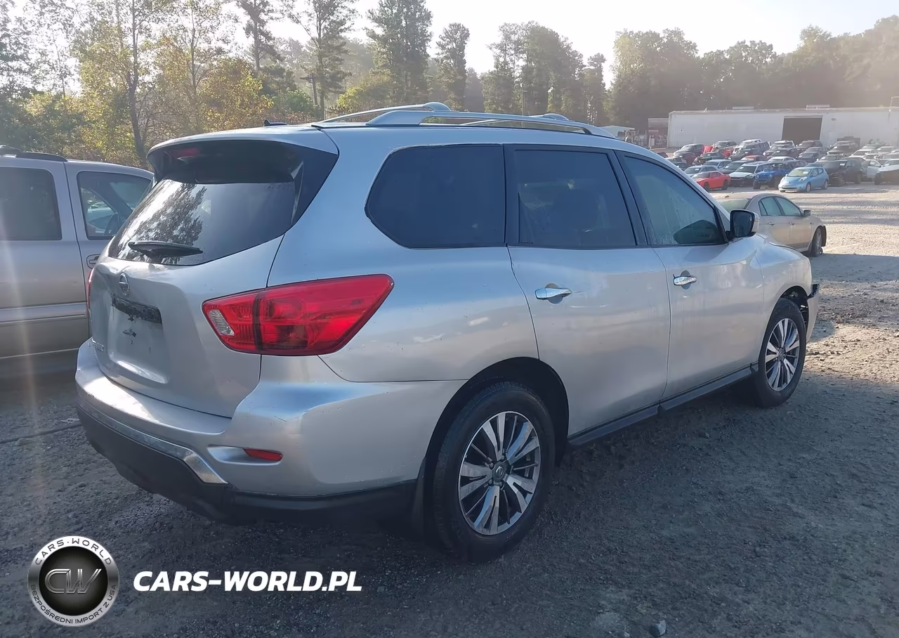 2018 Nissan Pathfinder S VIN:5N1DR2MN5JC642203 - 4