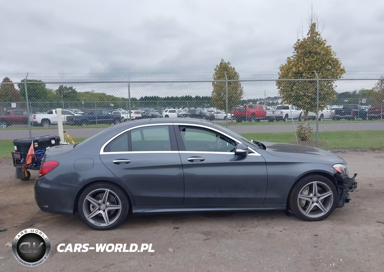 2015 Mercedes-Benz C 300 Sport 4Matic VIN:55SWF4KB3FU004406 - 14