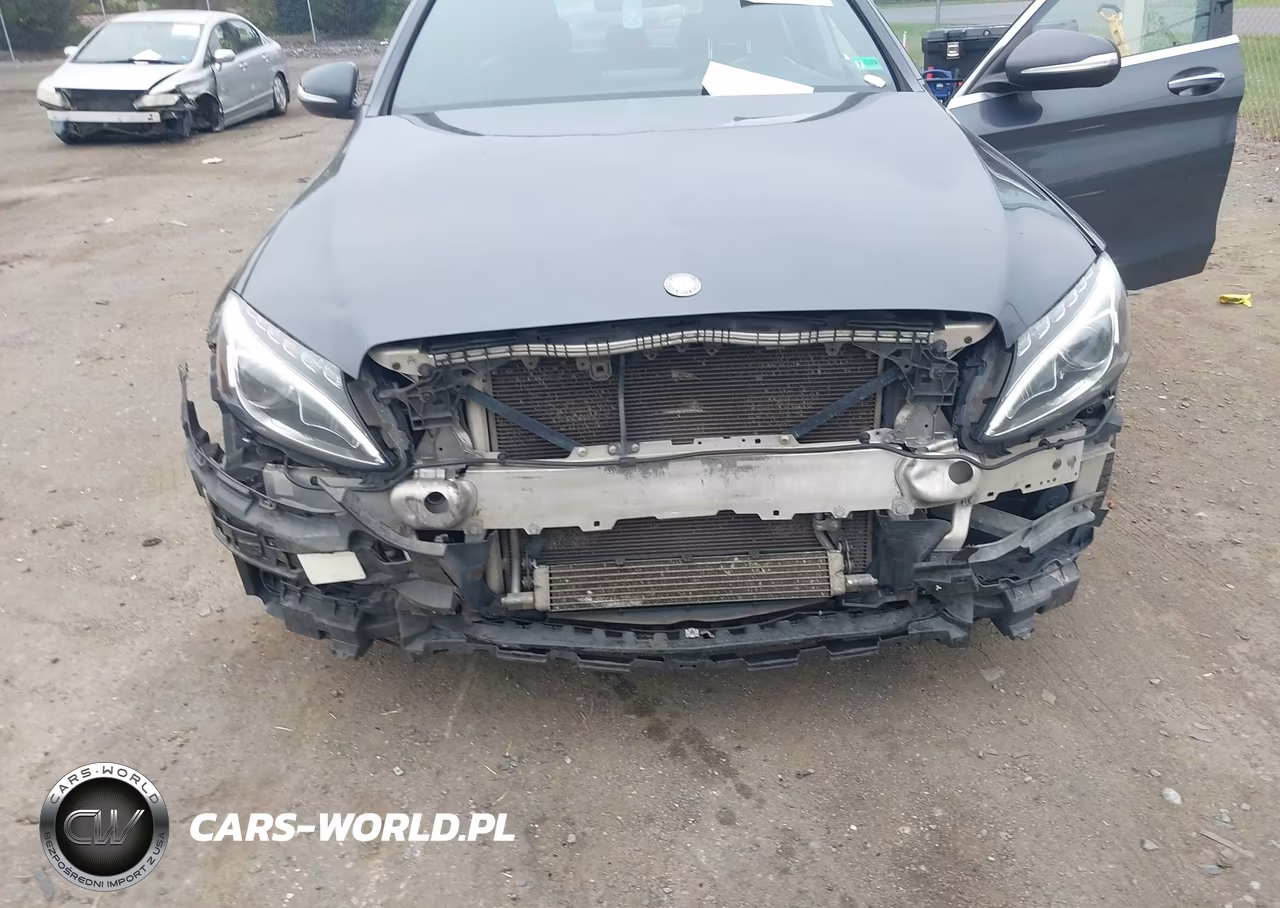 2015 Mercedes-Benz C 300 Sport 4Matic VIN:55SWF4KB3FU004406 - 6