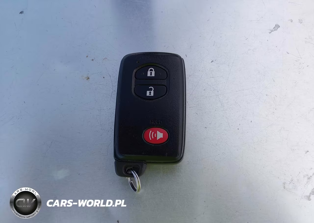 2011 Toyota Prius Two VIN:JTDKN3DU7B0309220 - 11