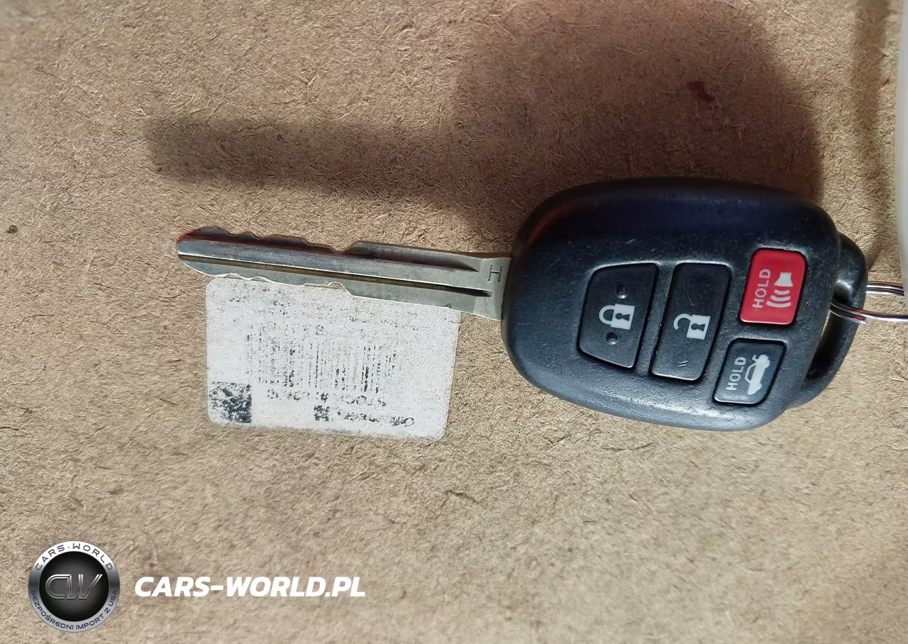 2018 Toyota Corolla Le VIN:2T1BURHE1JC033873 - 11