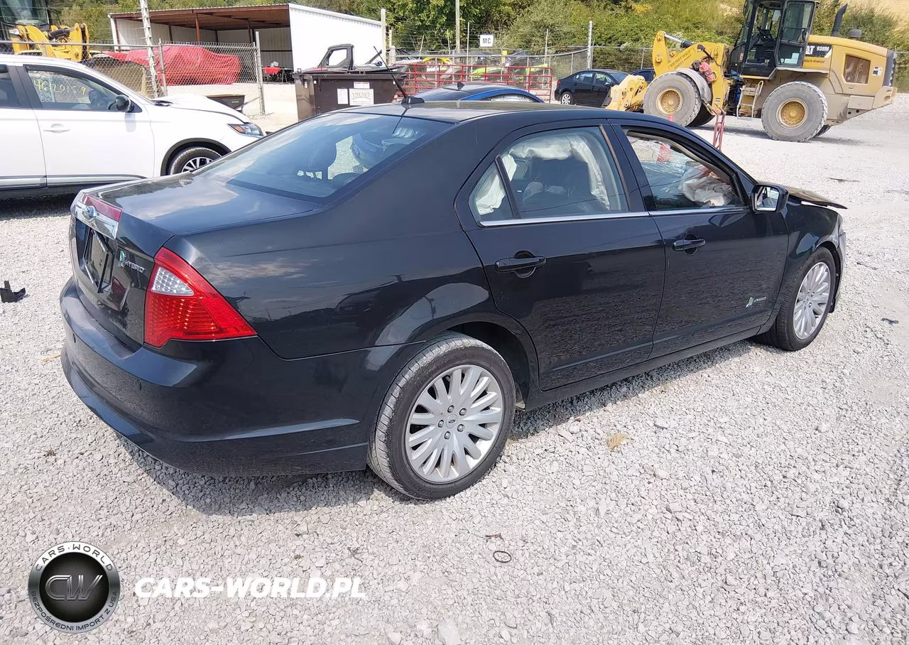 2011 Ford Fusion Hybrid VIN:3FADP0L32BR301686 - 4