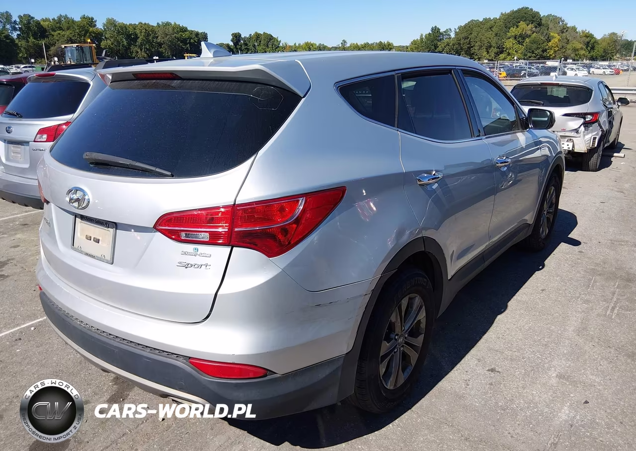 2016 Hyundai Santa Fe Sport 2.4L VIN:5XYZT3LB2GG363112 - 4