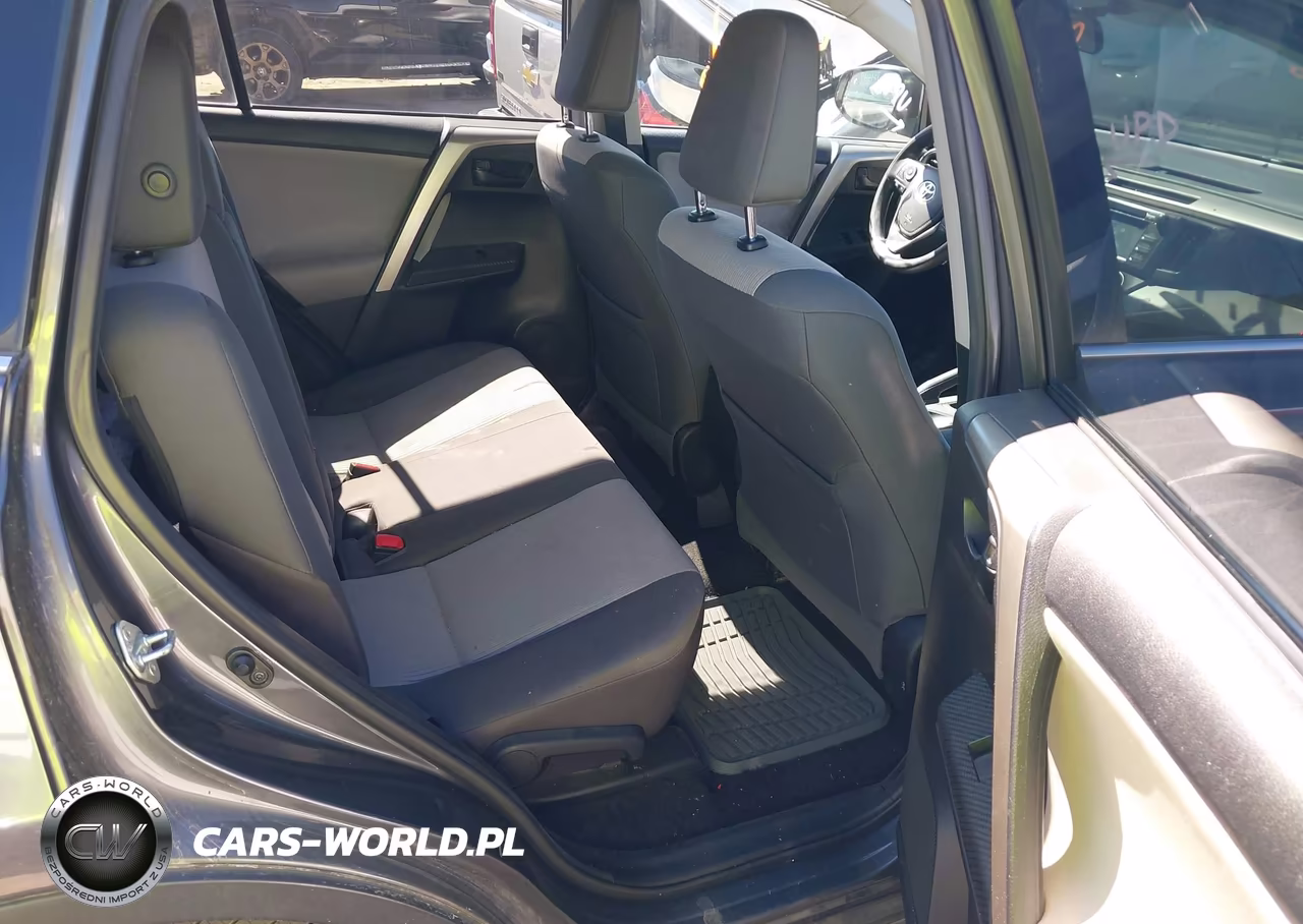 2015 Toyota Rav4 Le VIN:2T3ZFREV8FW147573 - 8
