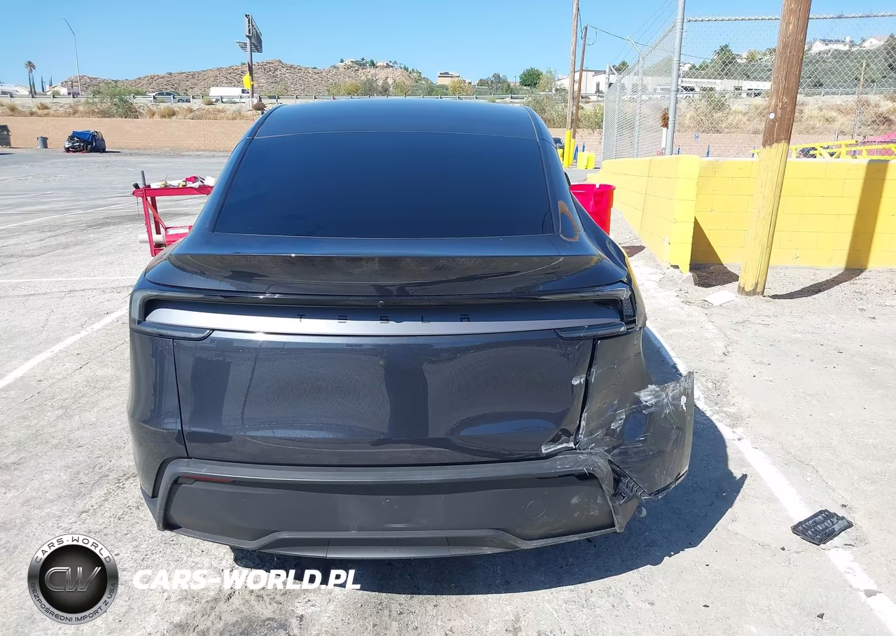 2026 Tesla Model Y Premium Rear-Wheel Drive-Rear-Wheel Drive VIN:7SAYGDED7TF525762 - 16