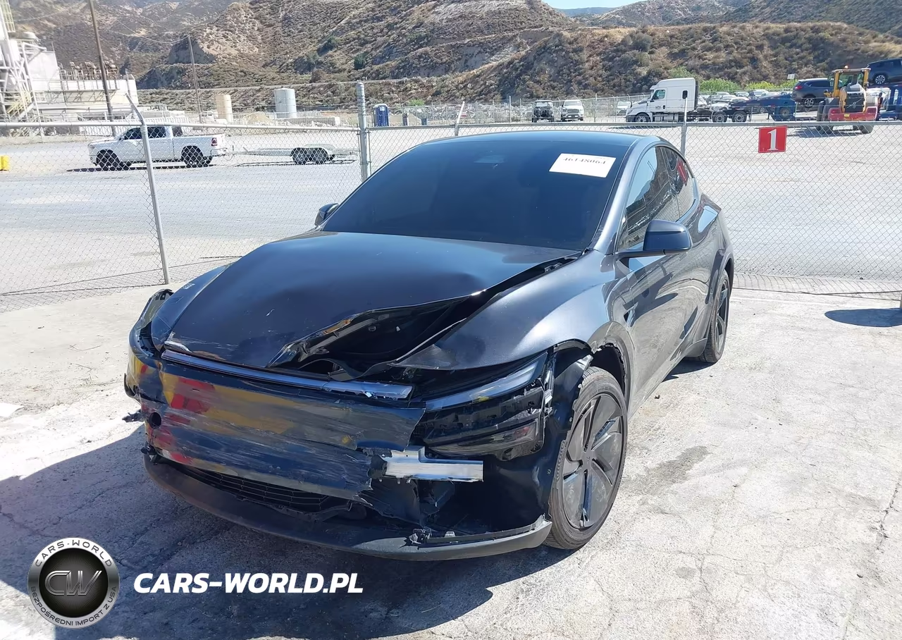 2026 Tesla Model Y Premium Rear-Wheel Drive-Rear-Wheel Drive VIN:7SAYGDED7TF525762 - 2