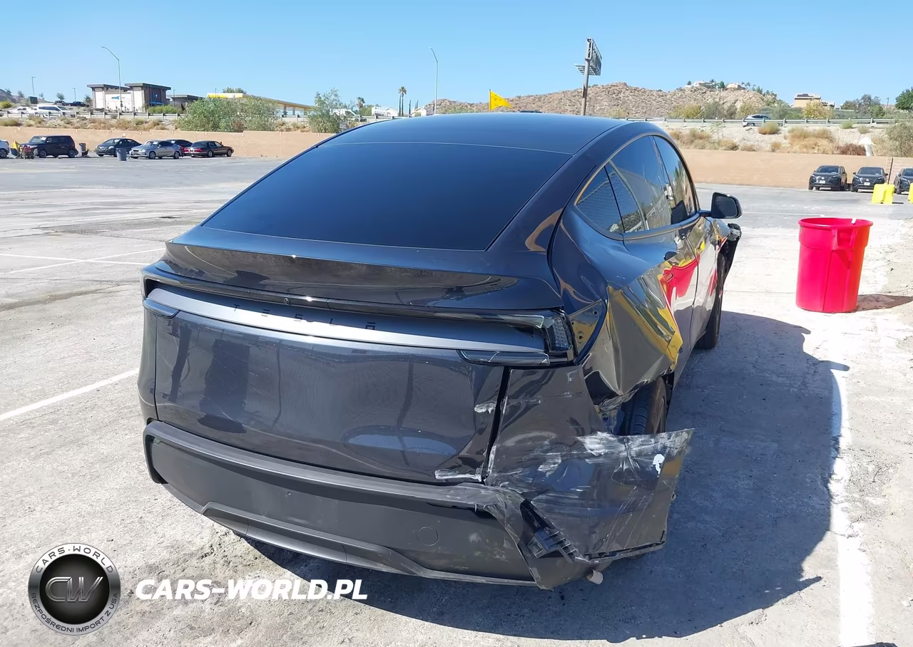 2026 Tesla Model Y Premium Rear-Wheel Drive-Rear-Wheel Drive VIN:7SAYGDED7TF525762 - 4
