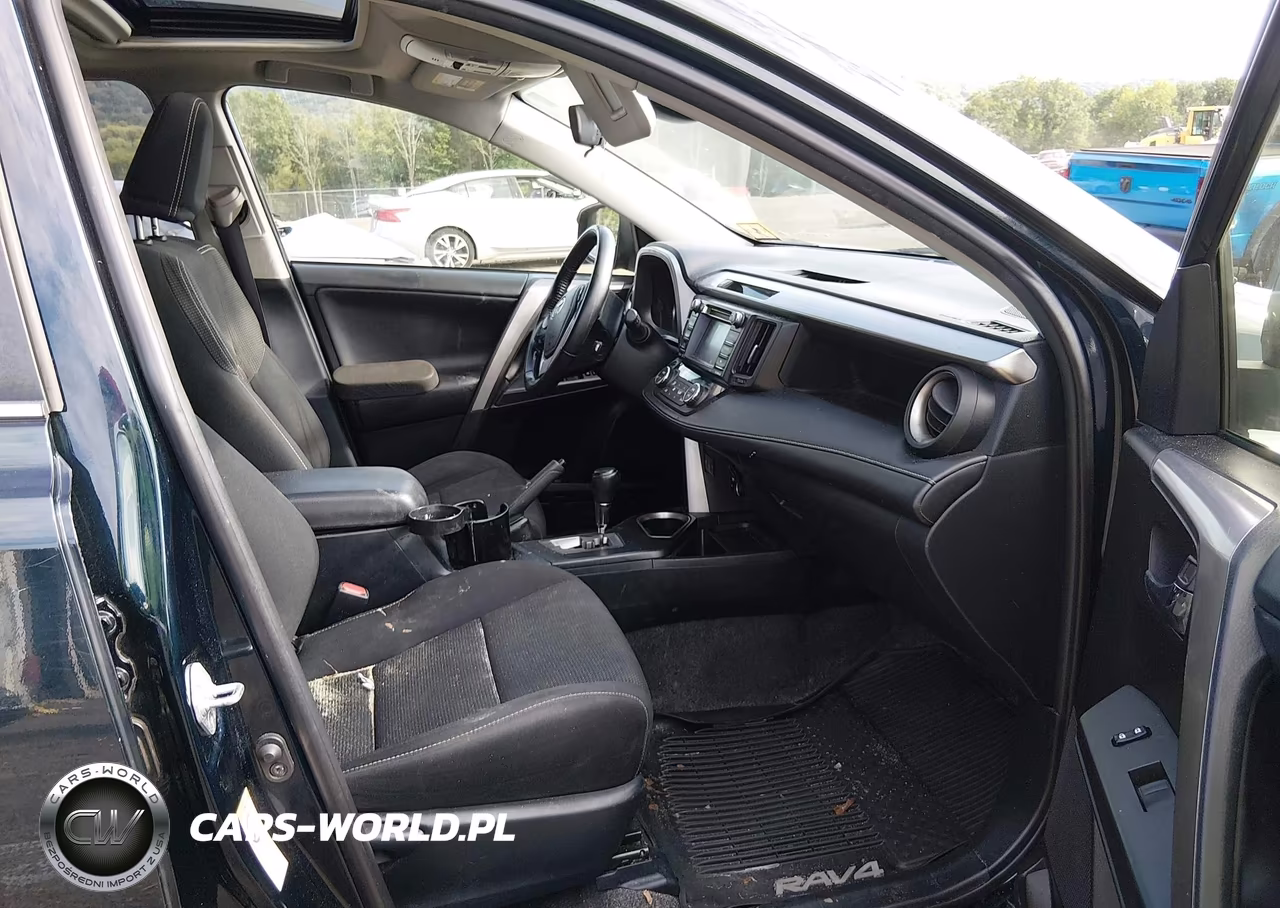 2018 Toyota Rav4 Hybrid Xle VIN:JTMRJREV3JD252025 - 5