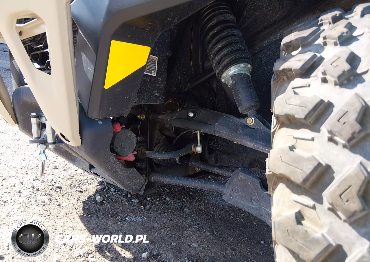 2025 Can-Am Defender Max Limited Cab Hd10-Lone Star Hd10 VIN:3JBUUAX44SK000294 - 9
