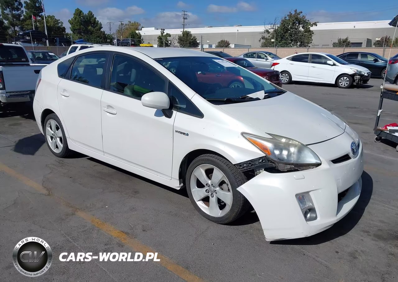 2010 Toyota Prius V VIN:JTDKN3DU1A0107312 - 1