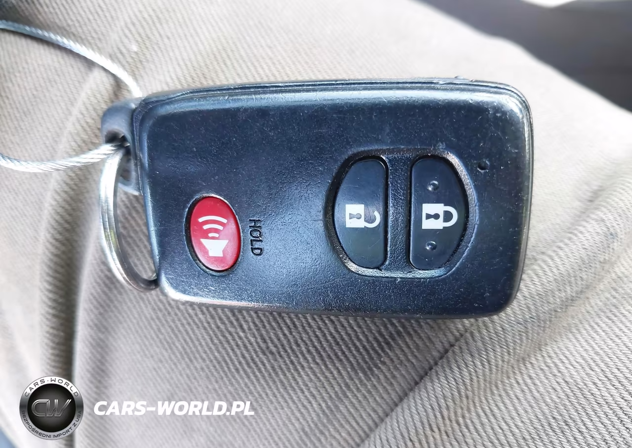 2010 Toyota Prius V VIN:JTDKN3DU1A0107312 - 11