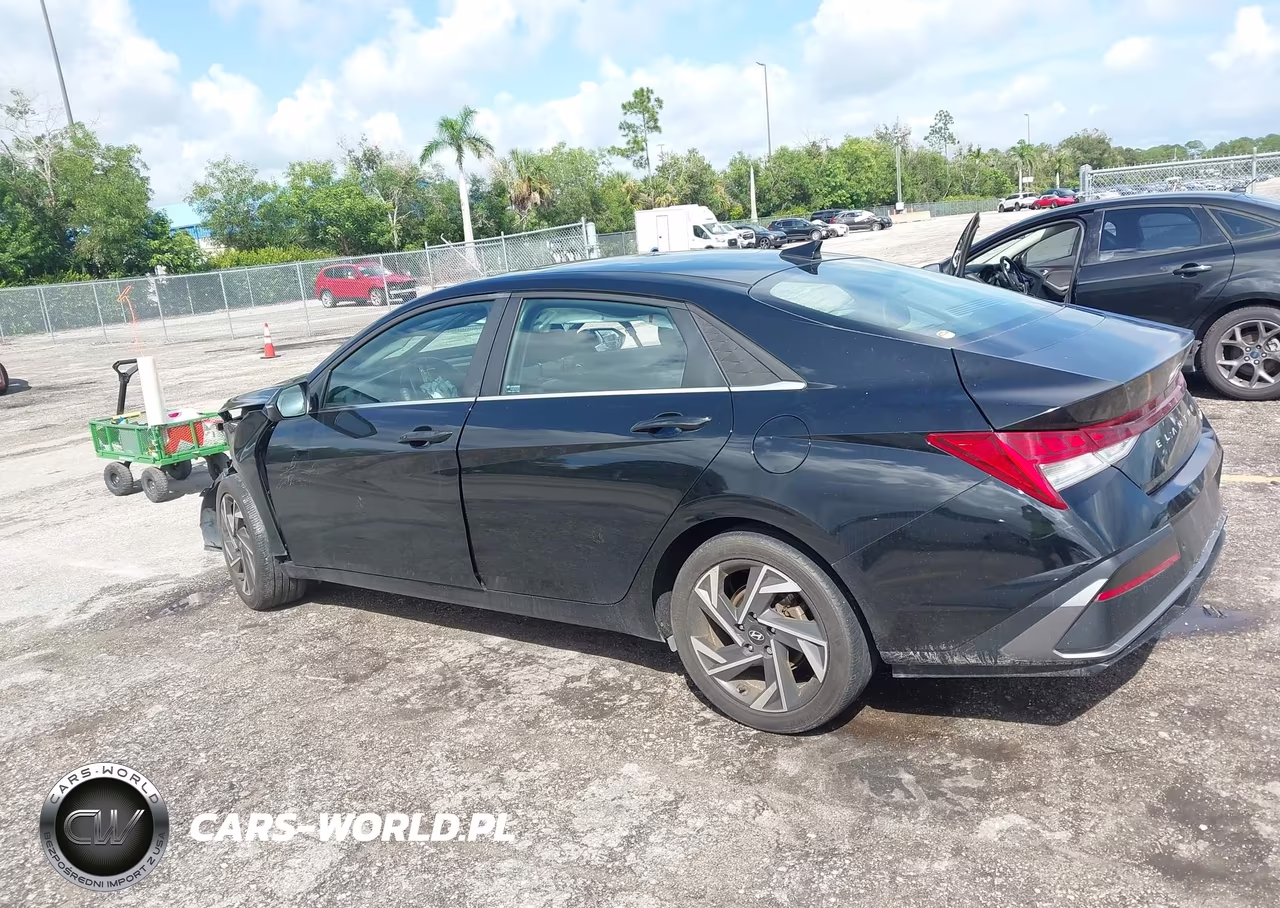 2024 Hyundai Elantra Limited VIN:KMHLP4DG0RU837937 - 3