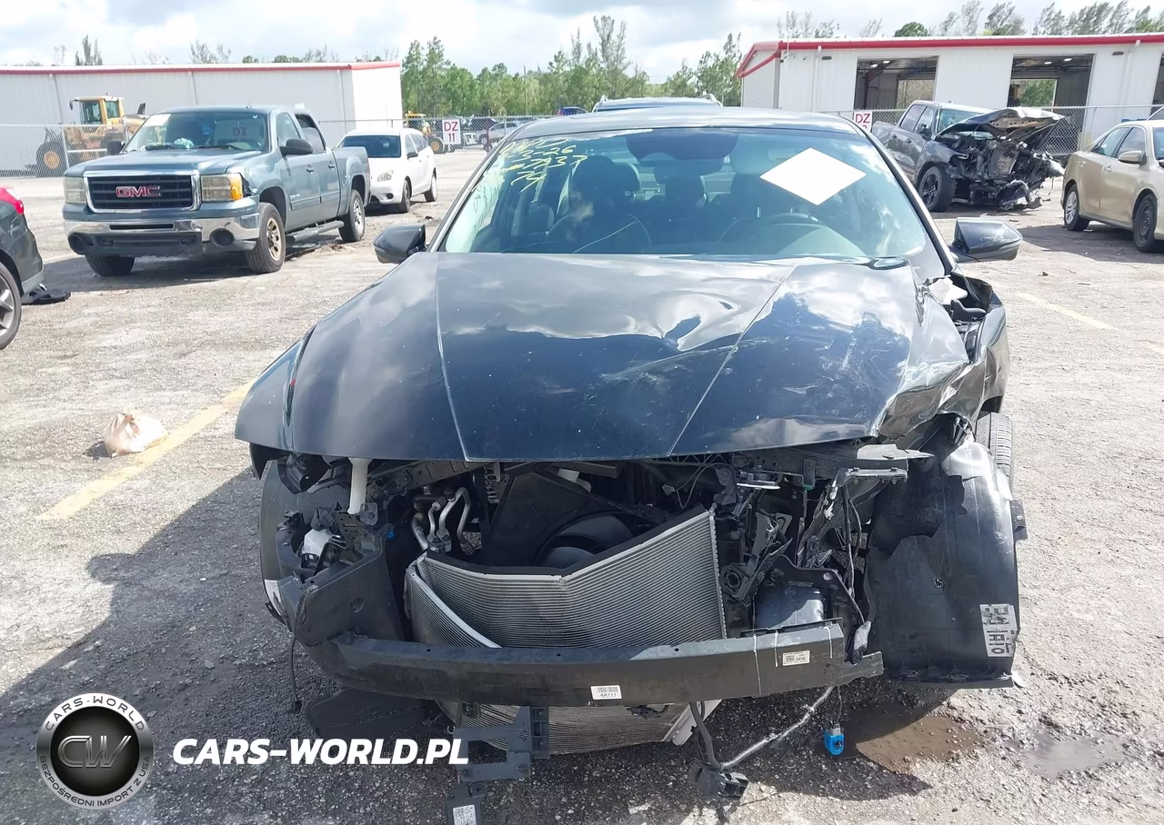 2024 Hyundai Elantra Limited VIN:KMHLP4DG0RU837937 - 6
