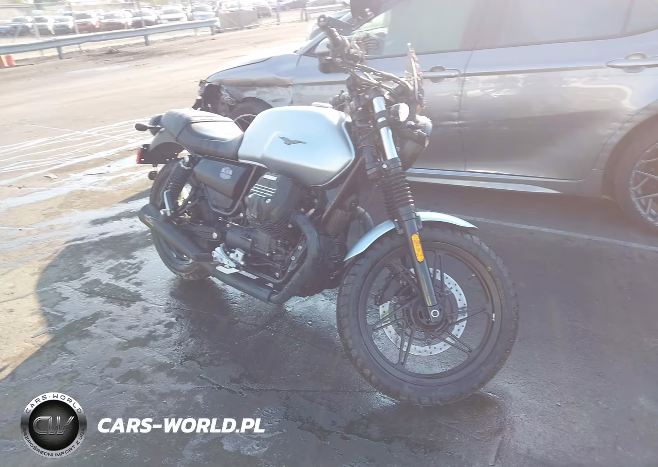 2021 Moto Guzzi V7 Stone – zdjęcie 1 z 14