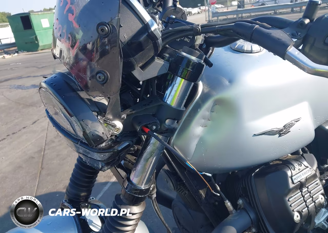 2021 Moto Guzzi V7 Stone VIN:ZGUKZUA03MM000221 - 14