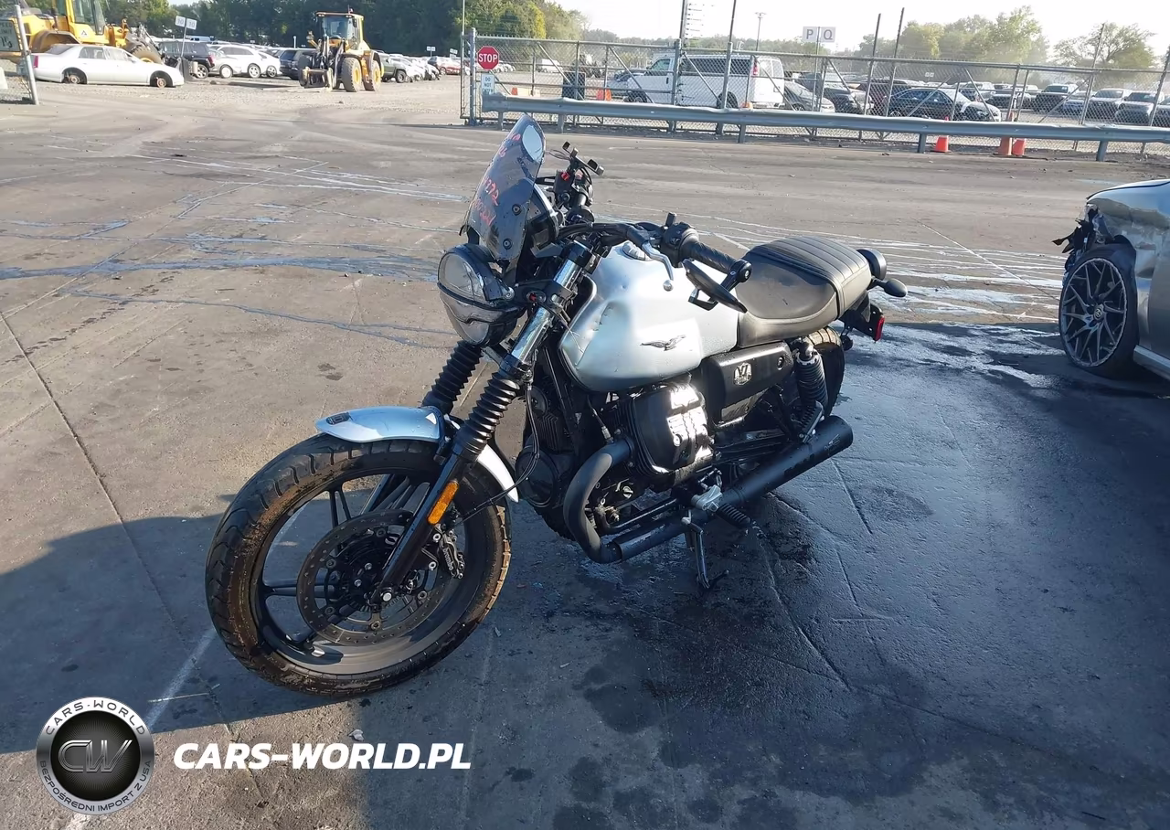 2021 Moto Guzzi V7 Stone VIN:ZGUKZUA03MM000221 - 2