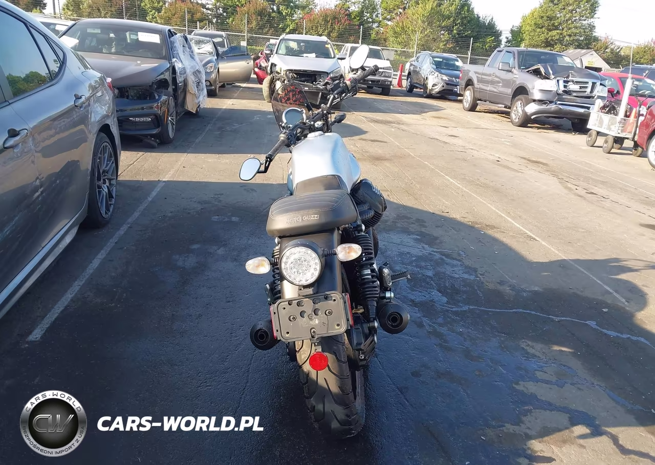 2021 Moto Guzzi V7 Stone VIN:ZGUKZUA03MM000221 - 6