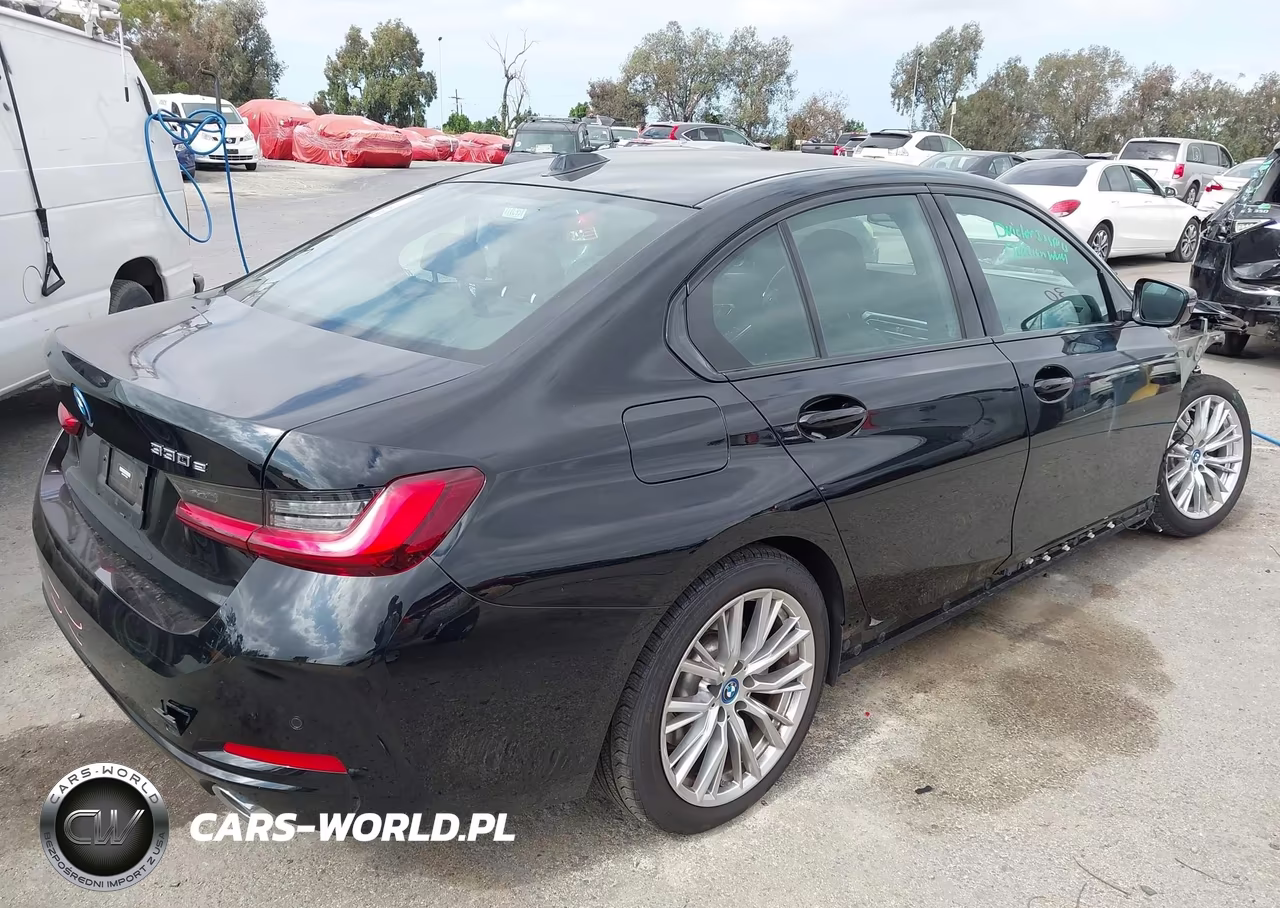 2023 BMW 330E VIN:3MW39FF01P8C80294 - 4