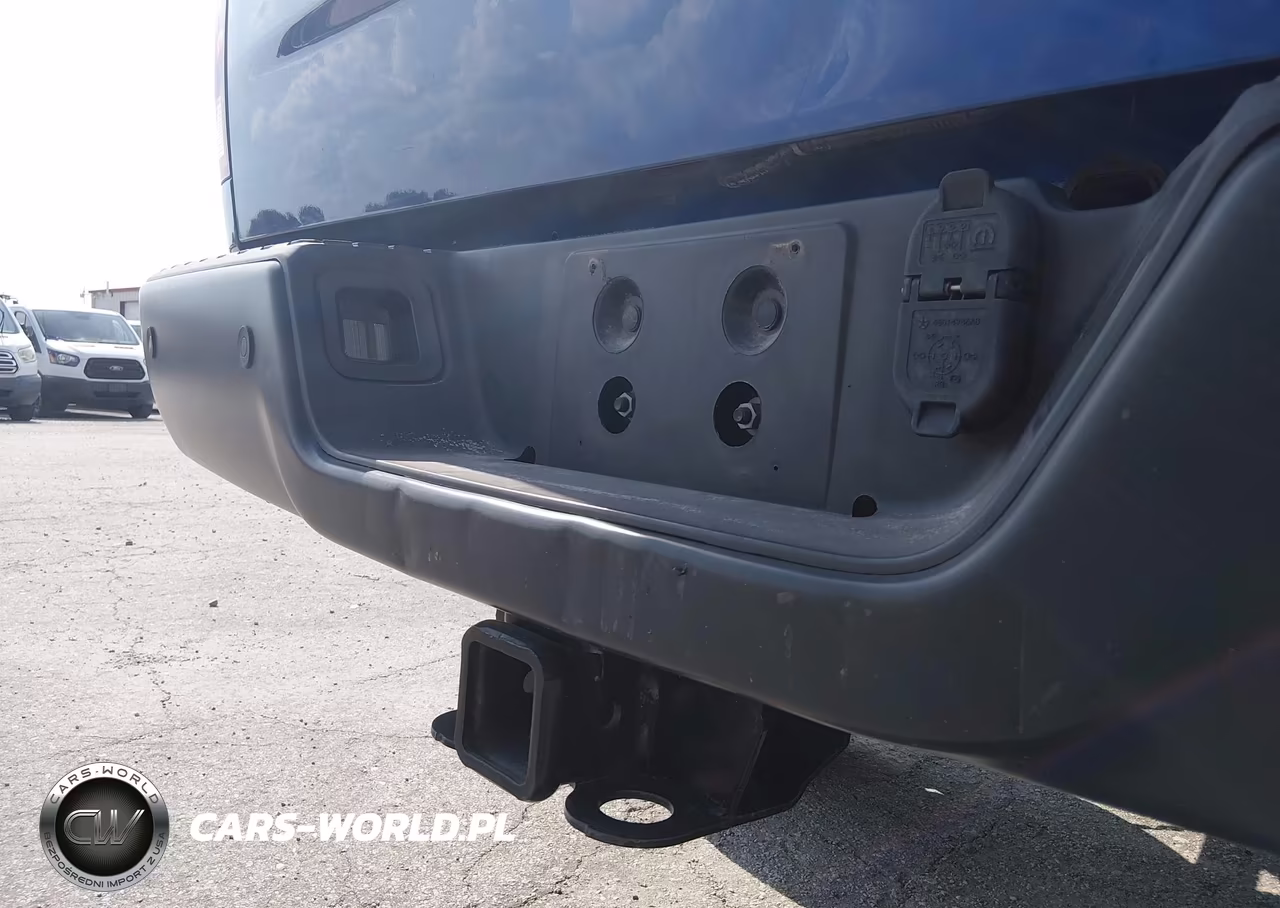2018 Ram 2500 Tradesman 4X4 8' Box VIN:3C6TR5HT9JG375226 - 13